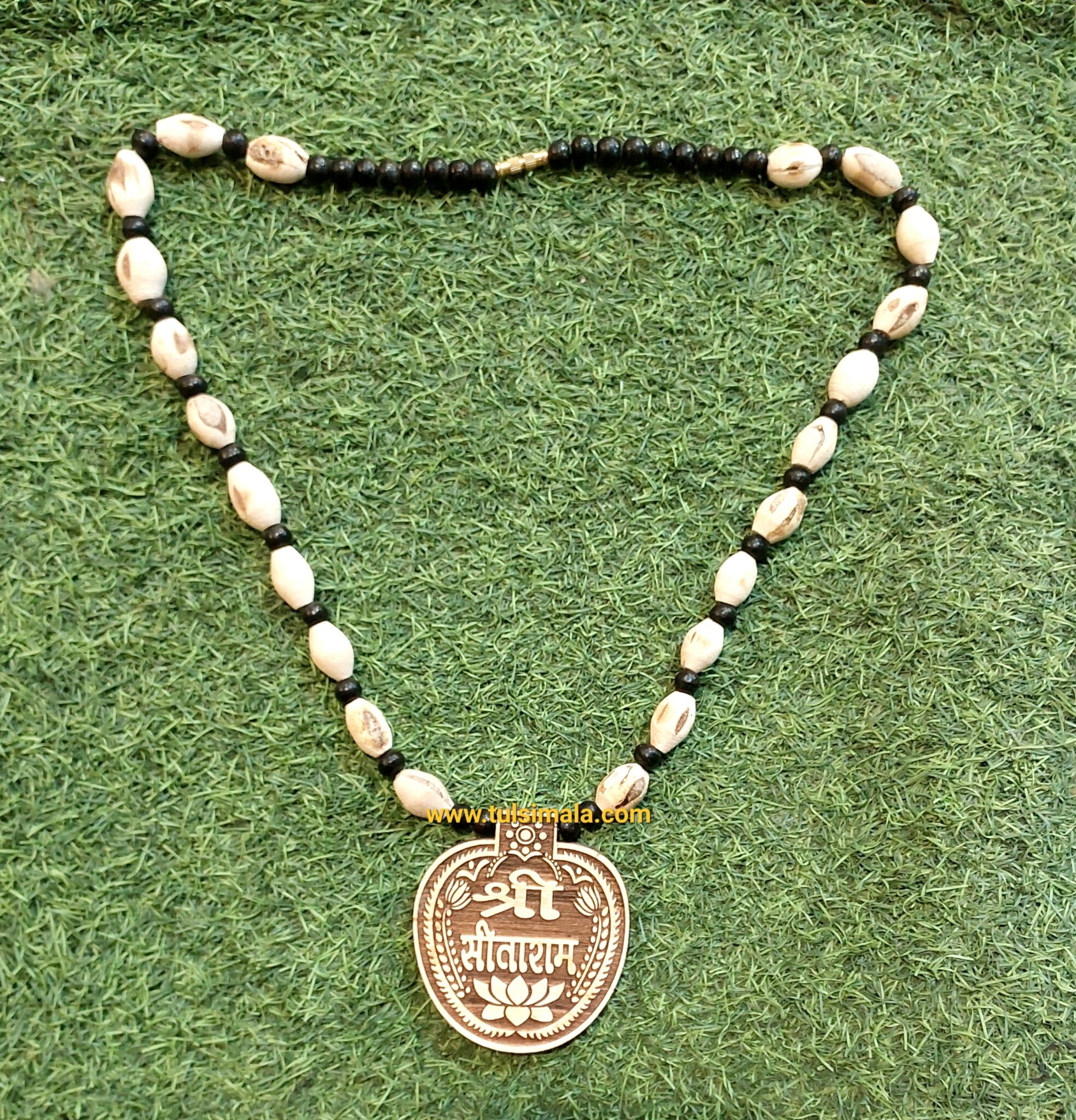 Tulsi Neck Mala With Sri Sitaram Nam Carving Locket Original Tulsi